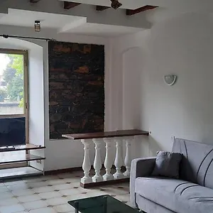 https://ferry-house.hotelitalianriviera.com